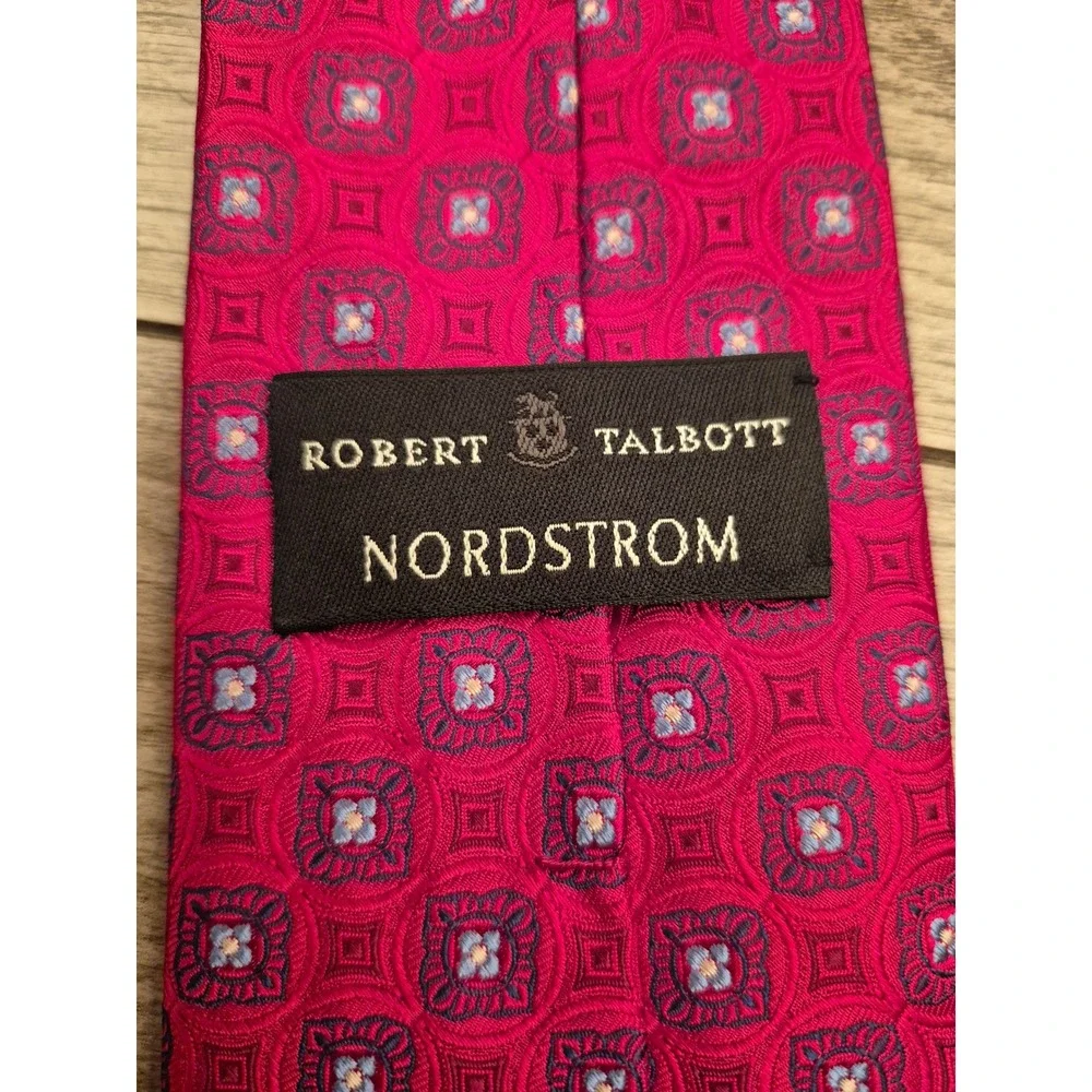 Robert Talbott Nordstrom Mens Silk Tie Magenta Pink Red Geometric‎ Pattern